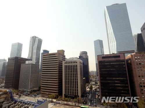 【서울=뉴시스】임태훈 기자 = 서울 영등포구 여의도 증권가 2018.04.09. taehoonlim@newsis.com