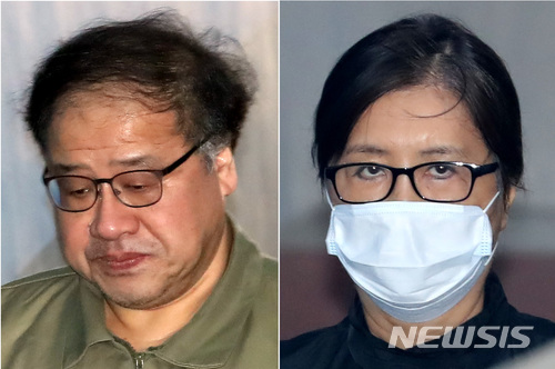 [서울=뉴시스]이영환 기자 = 안종범(왼쪽) 전 청와대 정책조정수석과 국정농단 혐의로 재판에 넘겨진 최서원(개명 전 최순실)씨가 지난 2018년 4월11일 오전 서울 서초구 서울고등법원에서 열리는 항소심 1차 공판에 출석하기 위해 호송차에서 내려 법정으로 향하고 있다. 2018.04.11. 20hwan@newsis.com