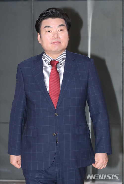 洪 사퇴 요구에 원유철 "개표 중 책임묻는 것 옳지 않아"