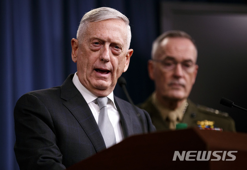 매티스 "북한 비핵화, 길고 어렵지만 올바른 방향 가는 중"