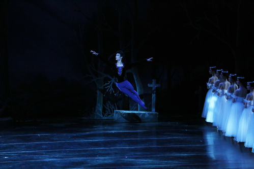 【서울=뉴시스】 김기민·예카테리나 오스몰키나 '지젤' (4). 2018.04.15. (사진 = 유니버설발레단 제공) photo@newsis.com 