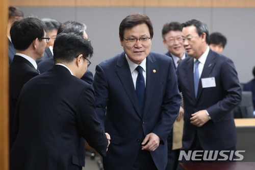 【서울=뉴시스】고승민 기자 = 최종구 금융위원장 kkssmm99@newsis.com