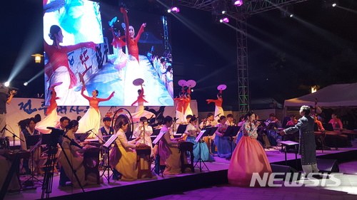 【전주=뉴시스】윤난슬 기자 = 국악 명인·명창의 등용문인 '2018 전주대사습놀이 전국대회'가 오는 6월 15일부터 18일까지 국립무형유산원과 전주한옥마을 등 전주시 일원에서 펼쳐진다. (사진= 전주시 제공) photo@newsis.com