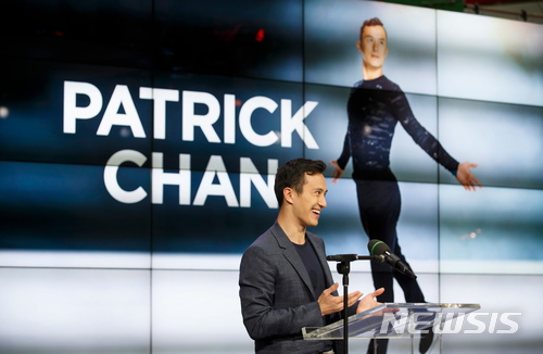 【토론토=AP/뉴시스】 패트릭 챈, 17일(한국시간) 캐나다 토론토 CBC에서 은퇴식을 열었다.