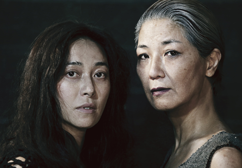 【서울=뉴시스】 장영남(왼쪽)과 서이숙