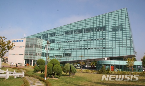 충주시립도서관. photo@newsis.com