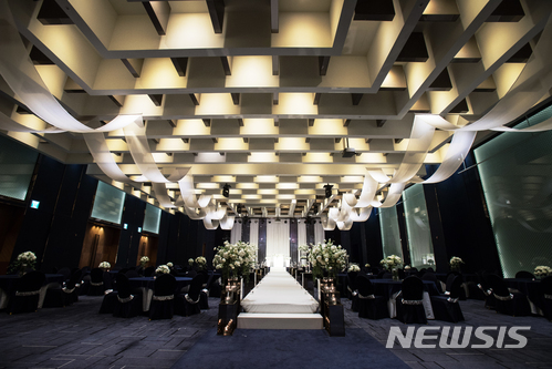 【창원=뉴시스】 홍정명 기자 = 새롭게 단장한 경남 창원시 성산구 ㈜리베라컨벤션의 그랜드볼룸.2018.04.21.(사진=리베라컨벤션 제공) photo@newsis.com