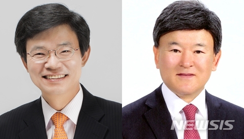 【제주=뉴시스】우장호 기자 = 오는 6·13 전국동시지방선거 제주도교육감 선거에서 맞붙게 될 이석문(왼쪽) 현 교육감과 보수진영 단일후보로 추대된 김광수(66·전 교육의원) 예비후보. (사진=뉴시스DB) woo1223@newsis.com