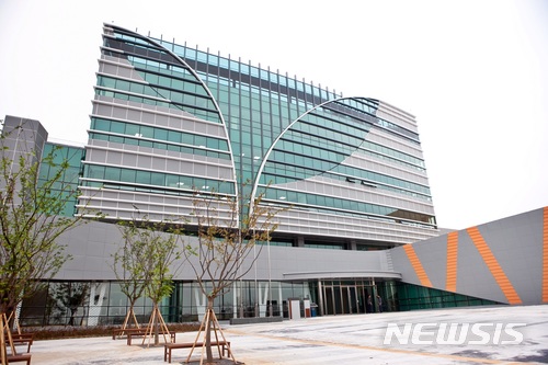 【익산=뉴시스】강명수 기자 = 국가식품클러스터지원센터 전경. 2018.04.24. (사진 = 국가식품클러스터지원센터 제공) photo@newsis.com