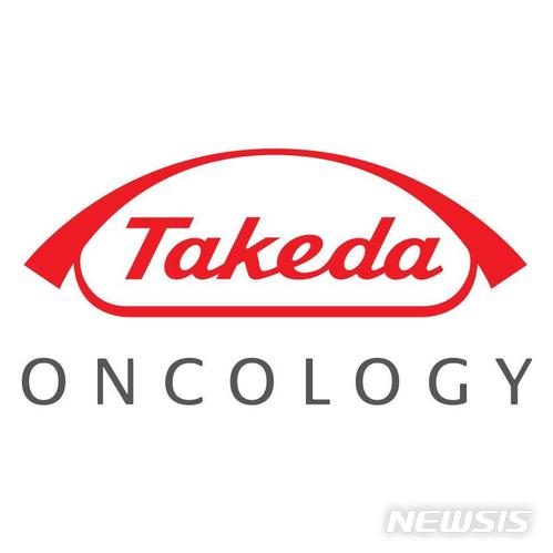 【서울=뉴시스】파이낸셜타임스(FT)는 24일(현지시간) 다케다가 샤이어 주식을 주당 49파운드(약7만3800원)에 인수하는 데 잠정 합의했다고 보도했다. FT는 다케다가 샤이어 주식을 지난 3월 27일 주가인 30.70 파운드(약 4만6000원)에 59.6%의 프리미엄을 더한 가격으로 인수키로 했다고 전했다. FT는 그러나 이번 합의는 잠정합의일 뿐으로 추가적인 협상을 남겨놓고 있다고 전했다. <출처: 구글> 2018.04.25.