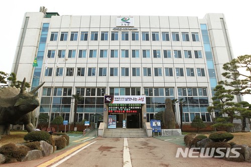 【고성(경남)=뉴시스】신정철 기자 = 경남 고성군은 방치된 빈집을 리모델링해 신혼부부, 귀농귀촌인, 저소득층, 지역학생 등을 대상으로 주변시세의 반값에 임대하는 빈집활용 반값 임대주택 시범사업을 추진하고 있다고 26일 밝혔다.2018.04.26.(사진=뉴시스DB) sin@newsis.com