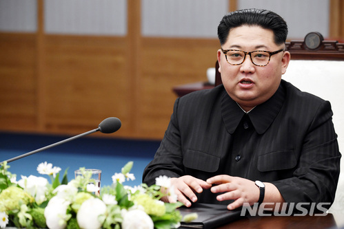 【판문점=뉴시스】전신 기자 = 김정은 북한 국무위원장. 2018.04.27.&nbsp; photo1006@newsis.com