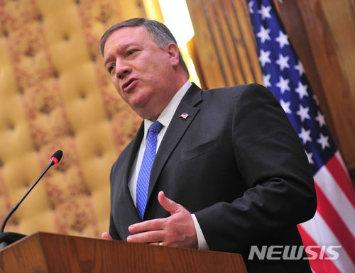 김정은 姓이 '은'?…NYT,폼페이오 실수에 "준비부족 놀라워"