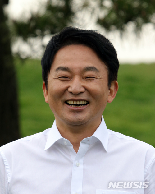 【제주=뉴시스】배상철 기자 = 원희룡 제주도지사 후보. 2018.05.09. (사진=원희룡 선거캠프 제공) bsc@newsis.com