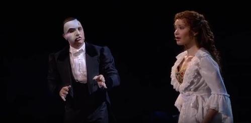 '오페라의 유령' 25주년 기념 웨스트엔드 공연 중 라민 카림루 