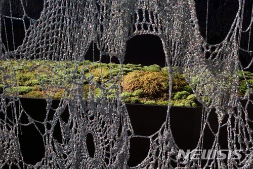 【서울=뉴시스】 Ruby Eunkyung Hur_Botanimal Garden_ARARIO GALLERY 2018 (11)