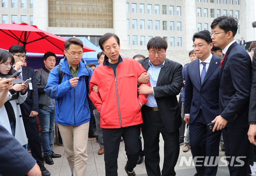 【서울=뉴시스】이종철 기자&nbsp; = 자유한국당 김성태 원내대표. 2018.05.11.&nbsp; jc4321@newsis.com