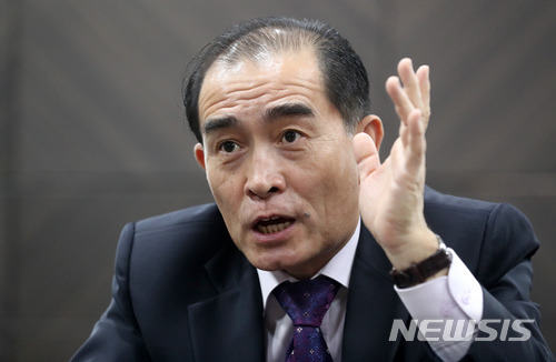 [단독] 태영호 “혼자 잘 살려고 목숨 걸고 탈북한 것 아니다” 