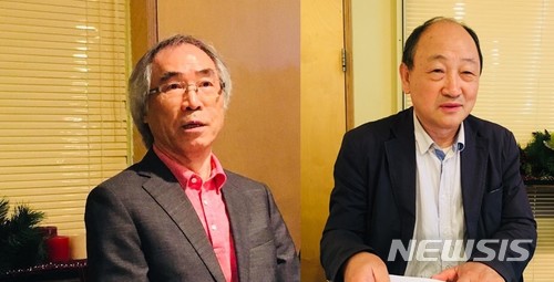 【서울=뉴시스】 박현주 기자 = 17일 오전 서울 광화문 한식당에서 신용수 창원문화재단 대표이사(왼쪽)와 윤범모 총감독이 2018 창원조각비엔날레 전시에 대해 설명하고 있다.