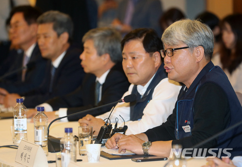 쪼개진 최저임금위…공익위원들 "노동계 복귀해달라" 호소 