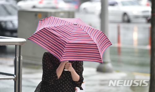 내일 석가탄신일 전국 흐려…오후 늦게 비