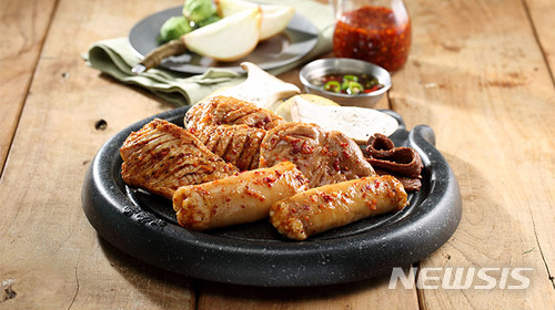 맛의 비밀은 소스…외식업계, '특별한 소스' 개발 주력