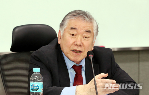 【서울=뉴시스】문정인 대통령 통일외교안보특보. (사진=뉴시스DB)