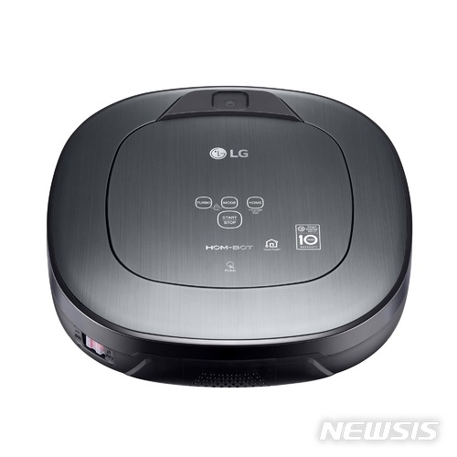 로봇청소기, 움직이는 CCTV 역할 '톡톡'…영상보안·AI 수준은?