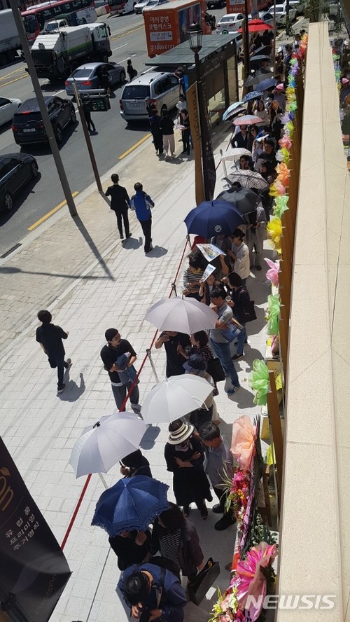 쏟아지는 '로또 단지', 청약자들 대거 몰려