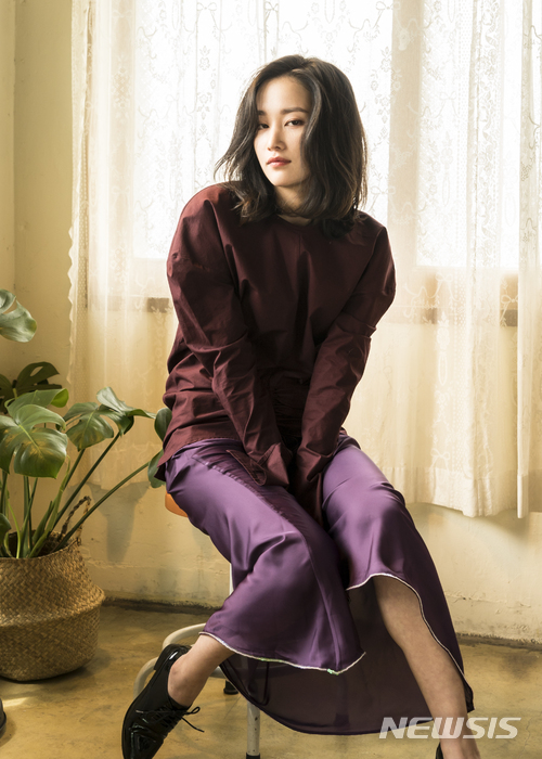 전종서 "청춘의 책임이 낳은 억울함과 분노 그리고 외로움" 