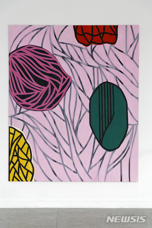 【서울=뉴시스】 이수경, P rose, 2016, acrylic on canvas, 195 x 162 cm