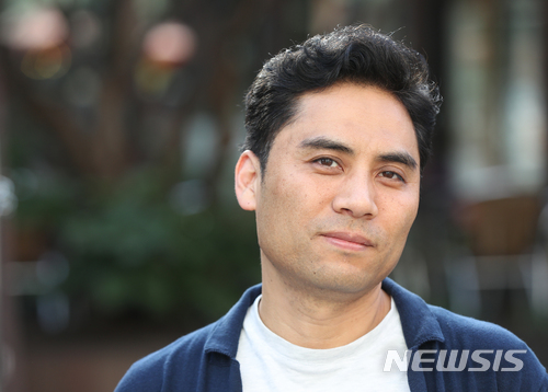 【서울=뉴시스】조수정 기자 = 뮤지컬 '무한동력' 김동연 연출이 24일 서울 동숭동에서 뉴시스와 인터뷰 하고 있다. 2018.06.03. chocrystal@newsis.com