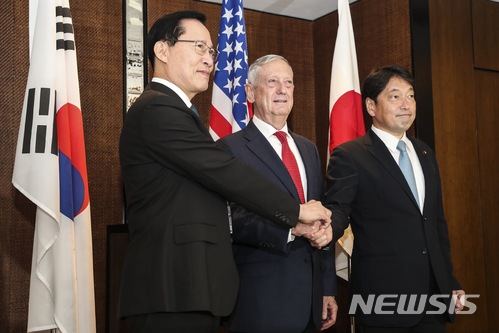 매티스 "北 CVID 해야만 제재 완화"