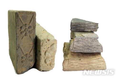 연화문, 공주 교촌리 교촌봉 정상 석축단