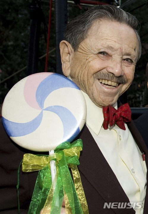 "오즈의 마법사" 최후의 난장이 제리 마렌(98) 별세