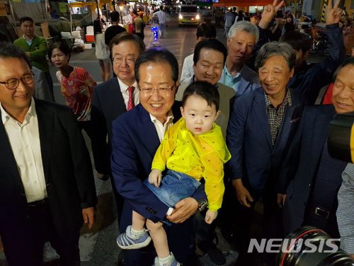 여야, 지방선거 D-1 '막판 총력전'…민주당, 최대 승부처 집중