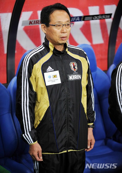 오카다 다케시 감독