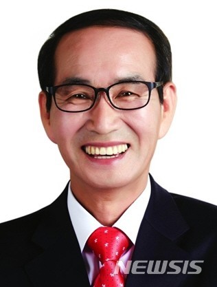 【청도=뉴시스】 강병서 기자 = 이승율 청도군수 당선자. 자료사진. 2018.06.13 photo@newsis.com