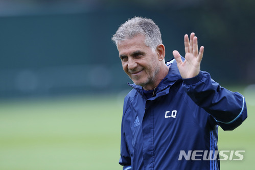 【모스크바=AP/뉴시스】케이로스 감독