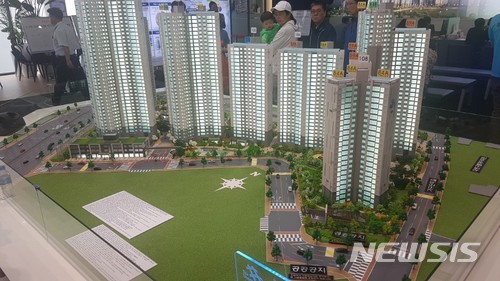 [르포]의왕 더샵캐슬, 저렴한 분양가로 시세차익 기대 