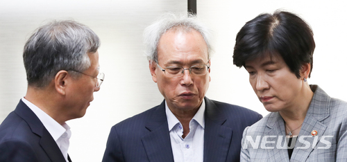 헷갈리는 5월 고용지표…회복? 침체?