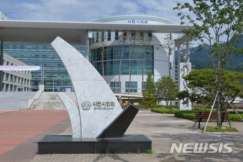 【사천=뉴시스】김윤관 기자 = 제7회 전국동시지방선거에서 경남 사천시의회 의원 정수 12명 중 5명의 여성 후보자가 당선됐다. 사진은 사천시의회 청사 전경. 2018.06.18. kyk@newsis.com