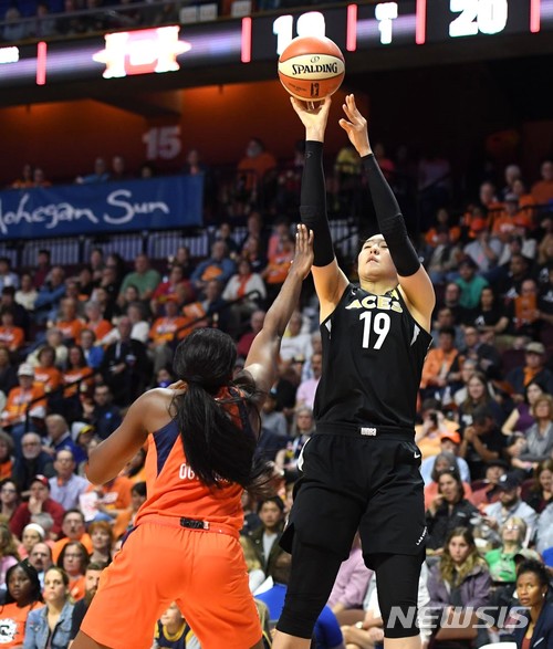 WNBA 박지수, LA 원정경기서 20분 뛰며 6득점 6리바운드