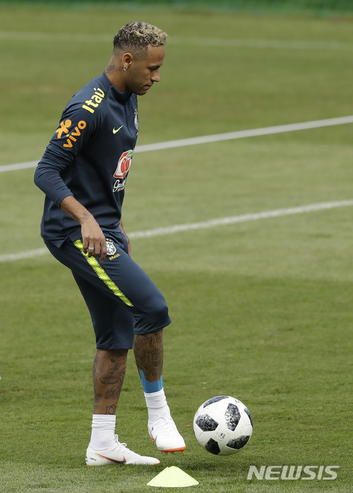 네이마르, 발목통증 딛고 훈련 복귀…코스타리카전 골사냥