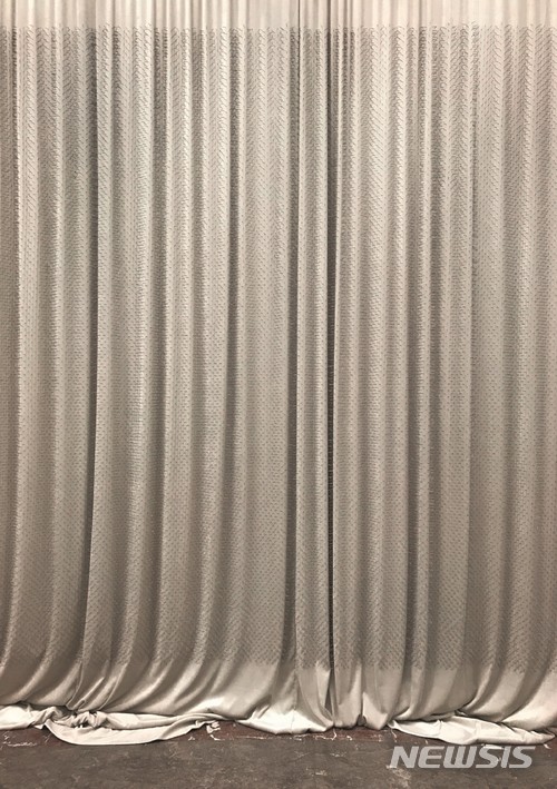 【스위스=뉴시스】아트바젤 언리미티드 데킨트에디 작품 전시 모습.