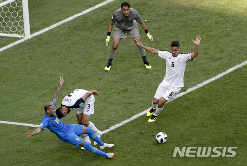 네이마르, 레전드에 성큼…A매치 56골 브라질 역대 3위