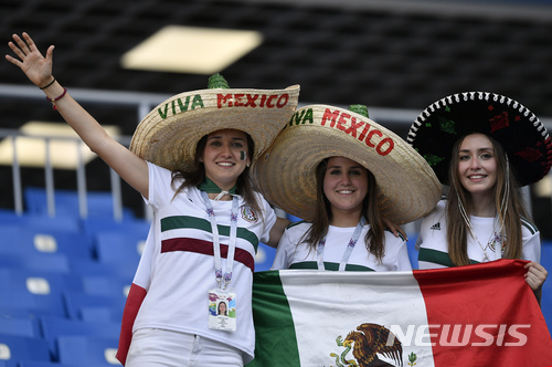 한국, 사실상 '멕시코 홈'에서 운명의 한판…일방적 응원 
