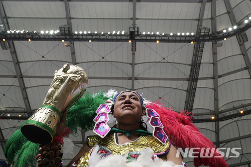 한국, 사실상 '멕시코 홈'에서 운명의 한판…일방적 응원 