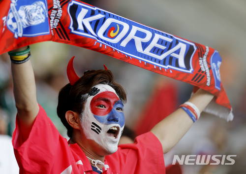 러시아에서 만났다, 사연도 다양한 '붉은악마'들 말·말·말