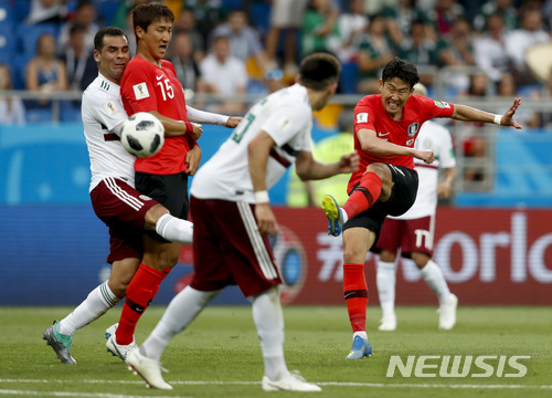 [속보]한국 1-2 멕시코(후반 48분·손흥민)&nbsp; 